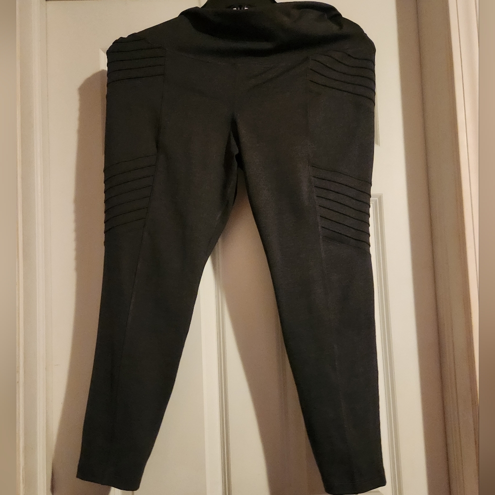 Women's old navy leggings xl